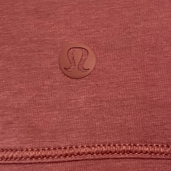 Lululemon To The Point Long Sleeve Loose Fit Misty Merlot Tee-Shirt - Picture 12 of 14